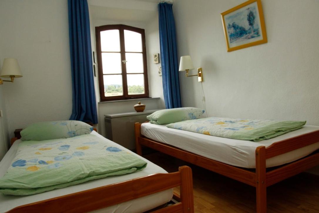 Kapelle - Urlaub Auf Dem Weingut Apartment Maring-Noviand Exterior photo